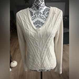 Nine & Company size large cable knit sweater
